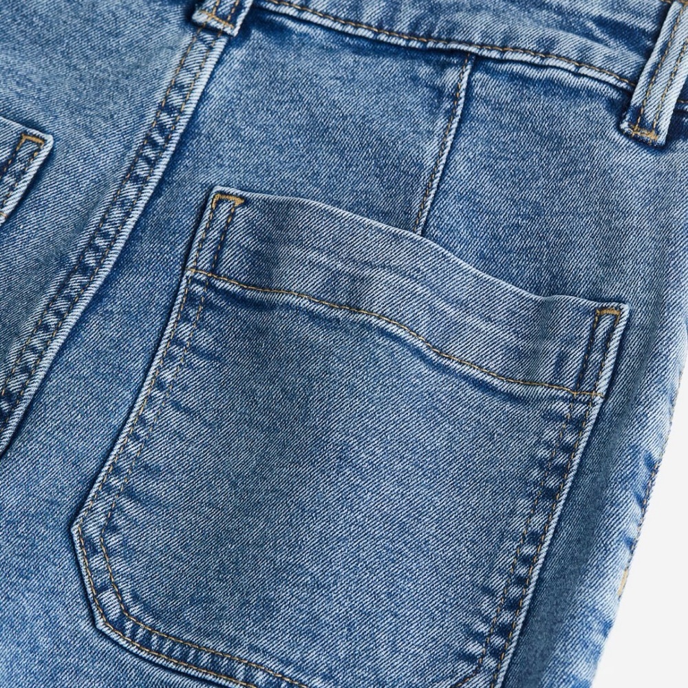 H&M Blue Denim Jeans with Braided Ruched Pocket Trim - Picture 4 of 6